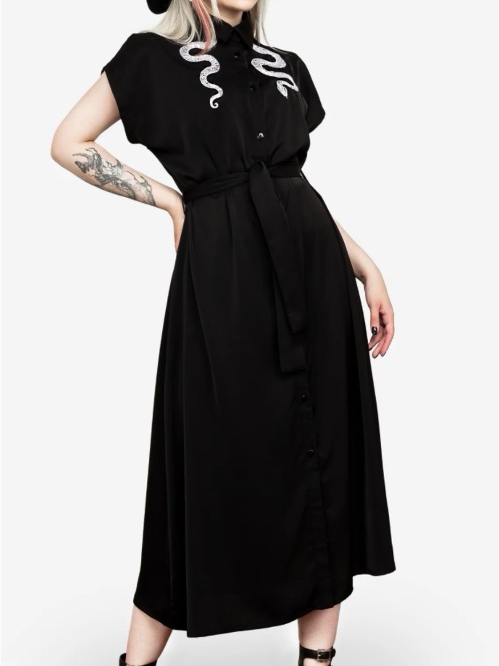 Disturbia sz 6 Snake Embroidered Button-Front Midi Dress